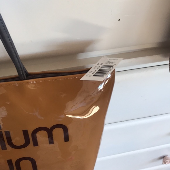 💗LIKE NEW’ Medium Brown Bloomingdales tote bag 💗 like new!!! - Picture 3 of 5